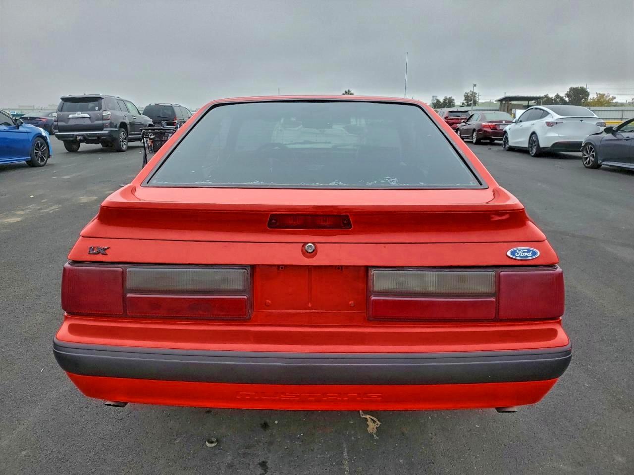 1990 FORD MUSTANG LX photo 6
