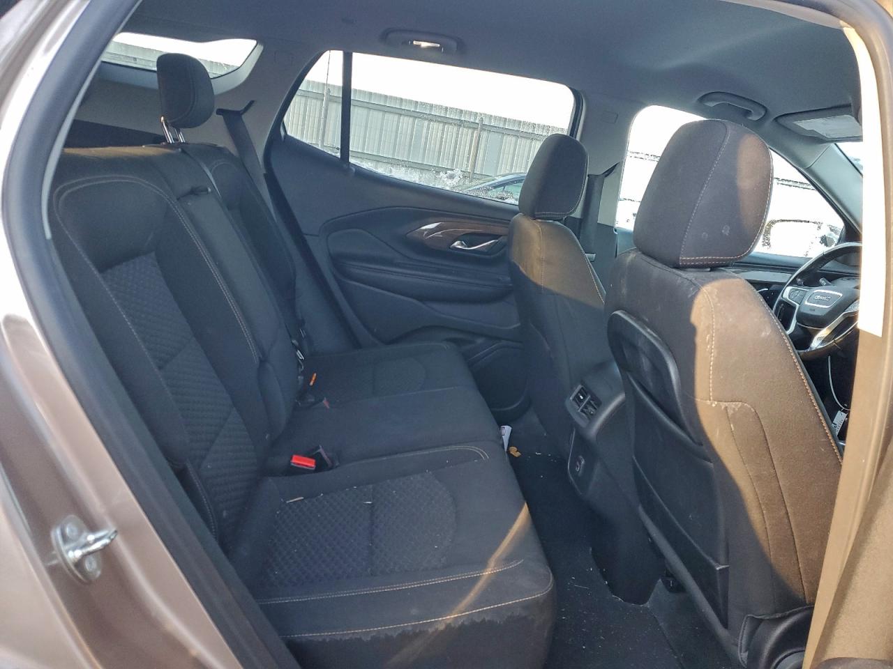 2019 GMC TERRAIN SLE photo 11