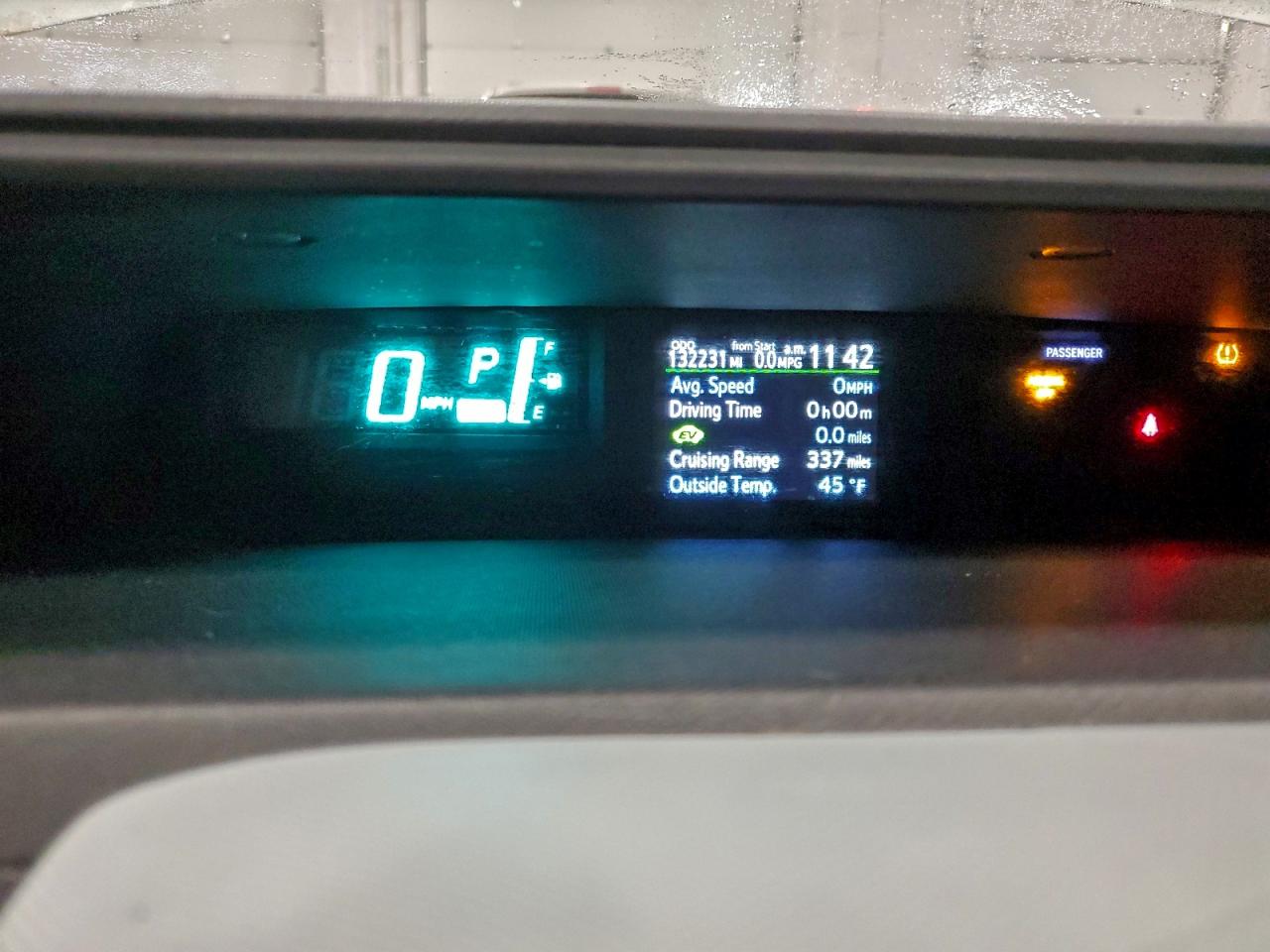 2012 TOYOTA PRIUS C photo 9