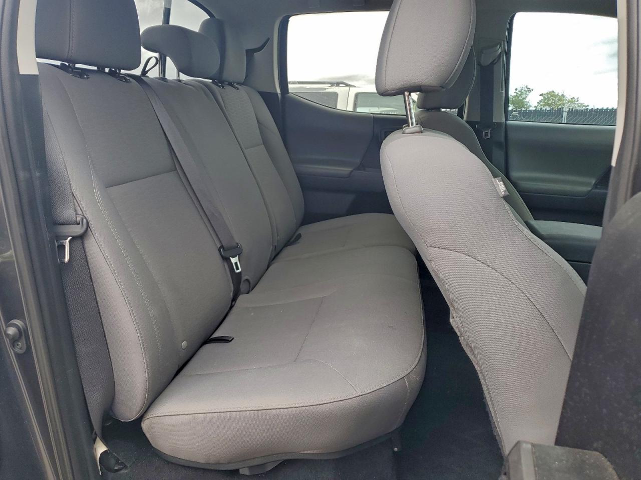 2019 TOYOTA TACOMA DOUBLE CAB photo 19