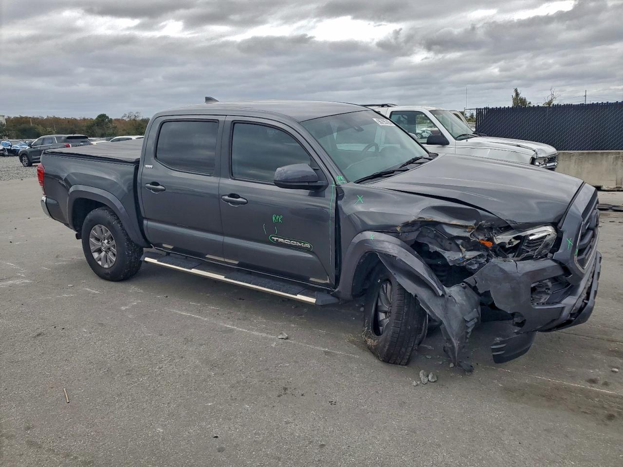 2019 TOYOTA TACOMA DOUBLE CAB photo 7
