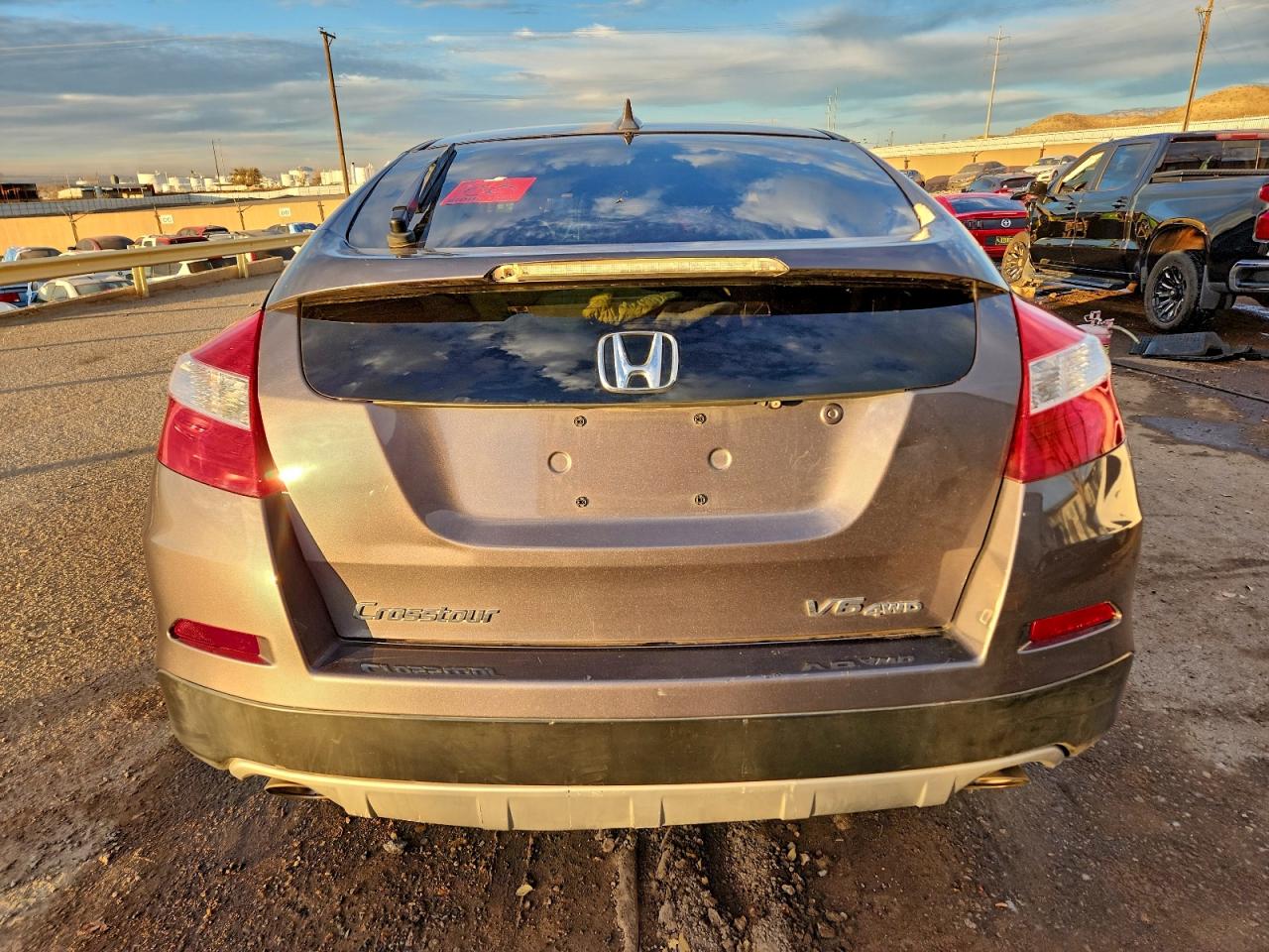2015 HONDA CROSSTOUR EXL photo 6