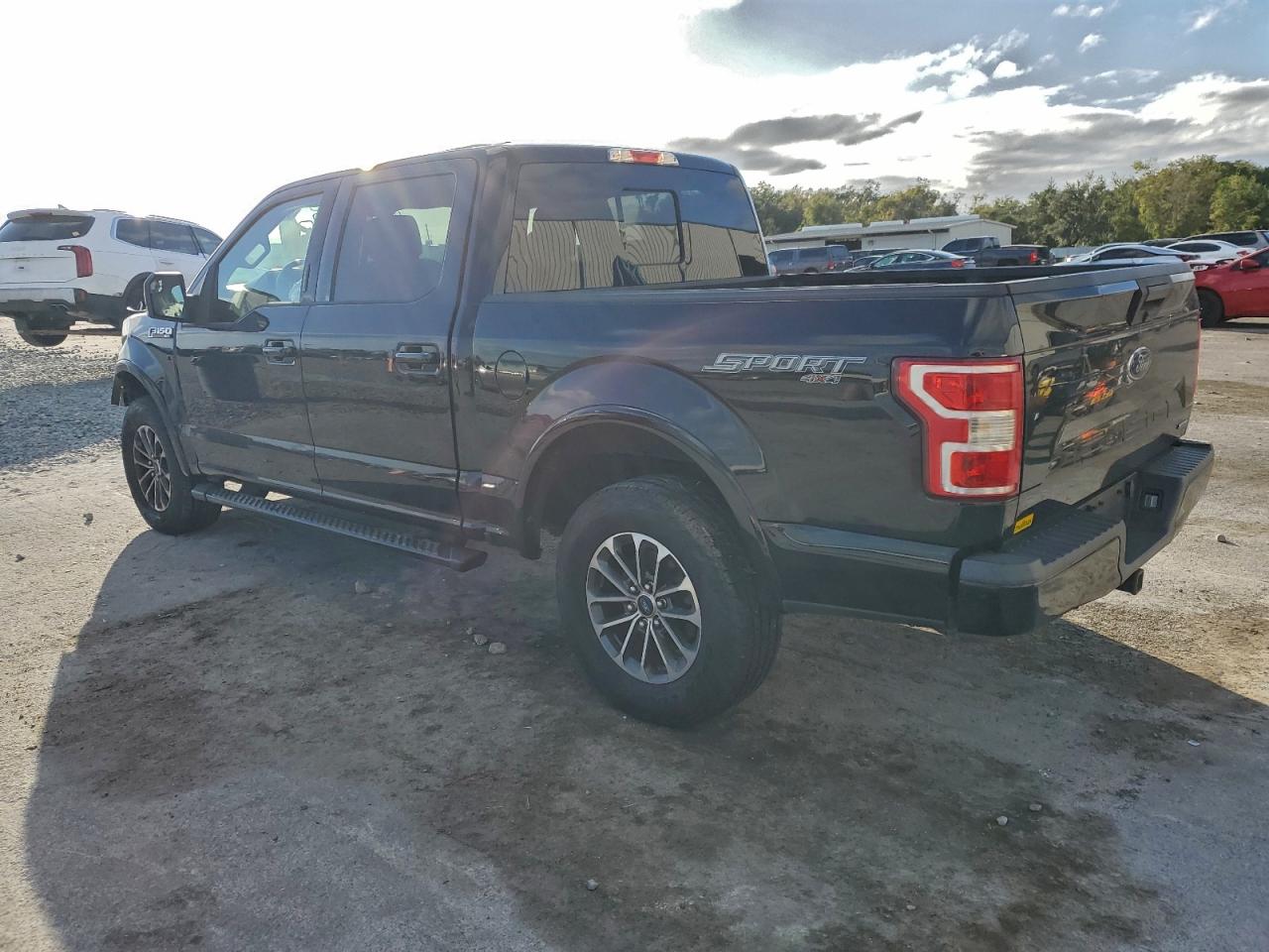 2019 FORD F150 SUPERCREW photo 2