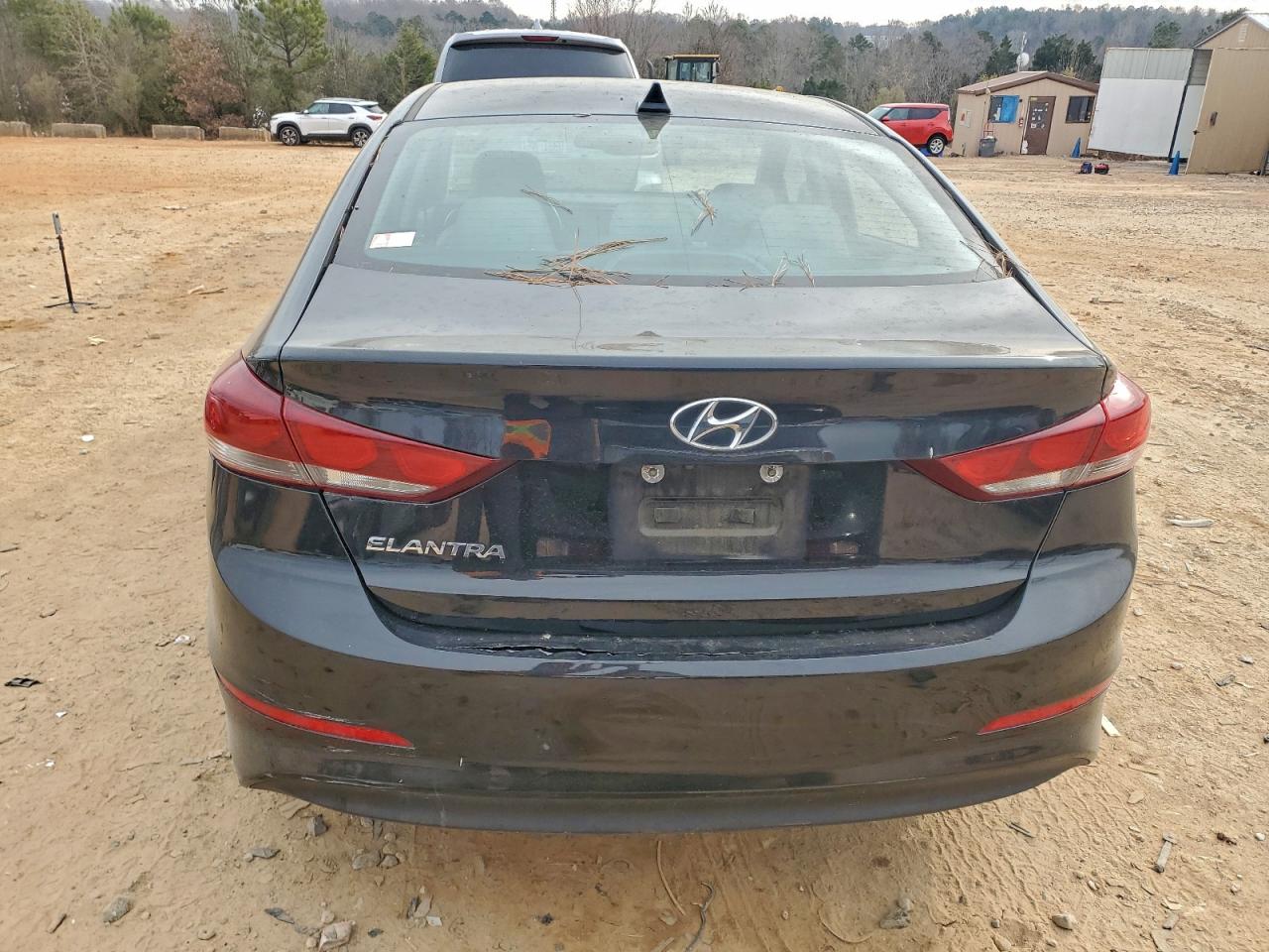 2017 HYUNDAI ELANTRA SE photo 6