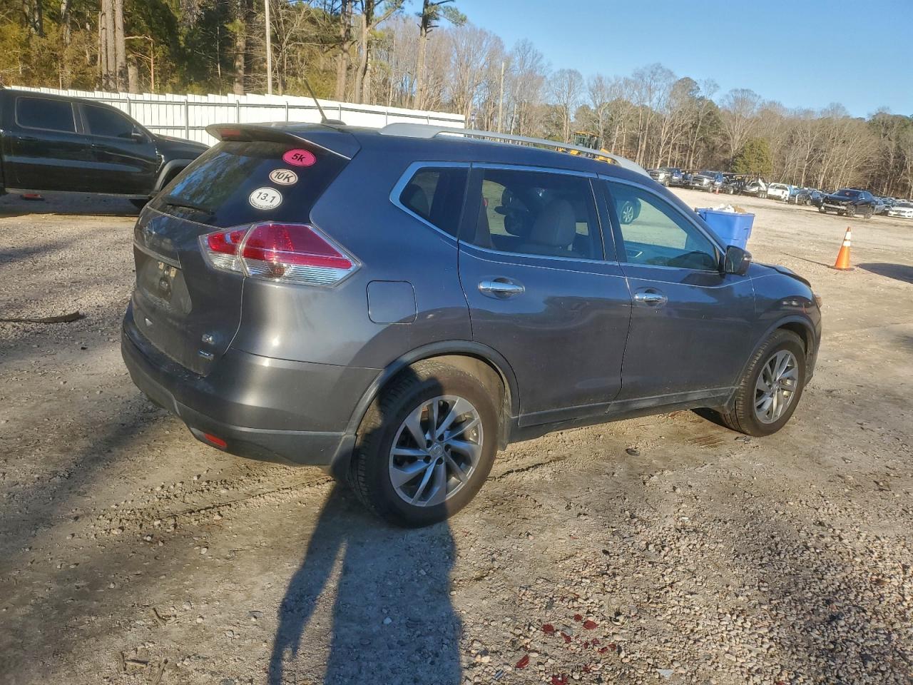 2014 NISSAN ROGUE S photo 3
