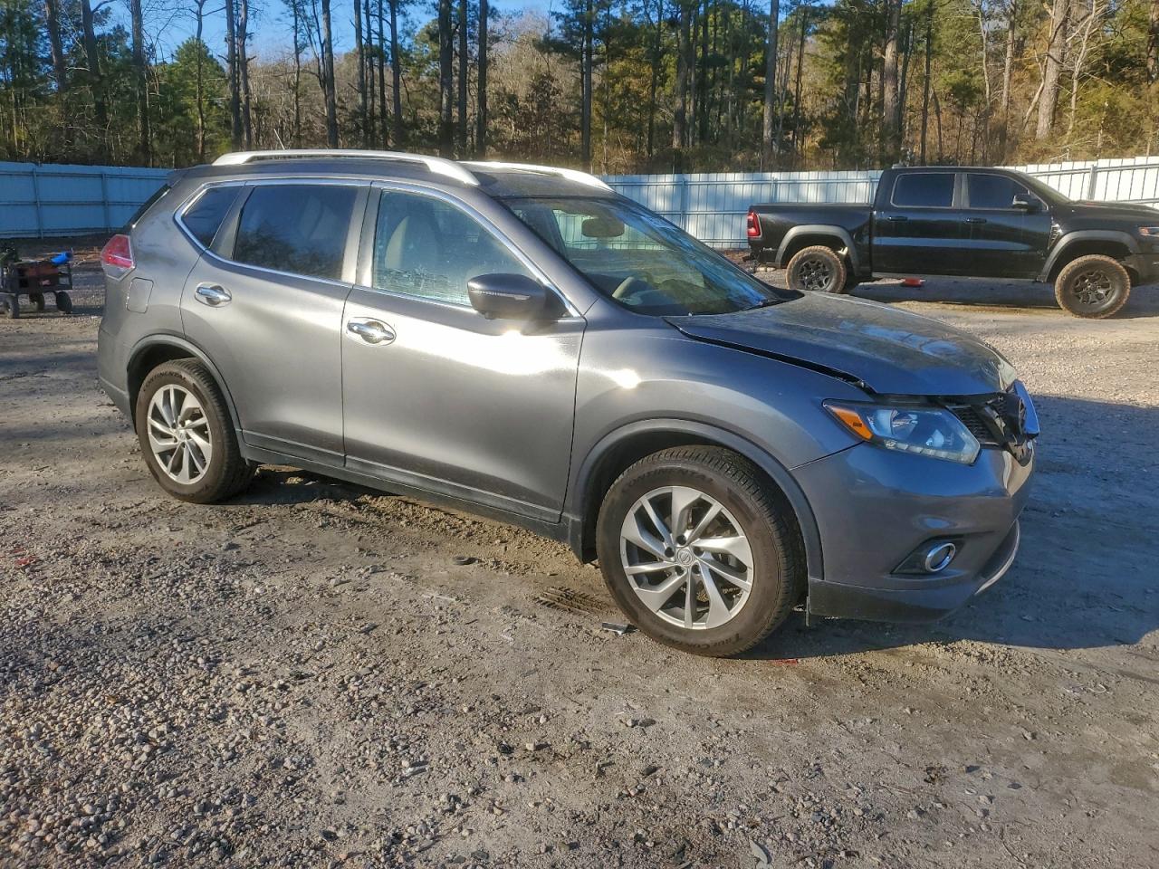 2014 NISSAN ROGUE S photo 4