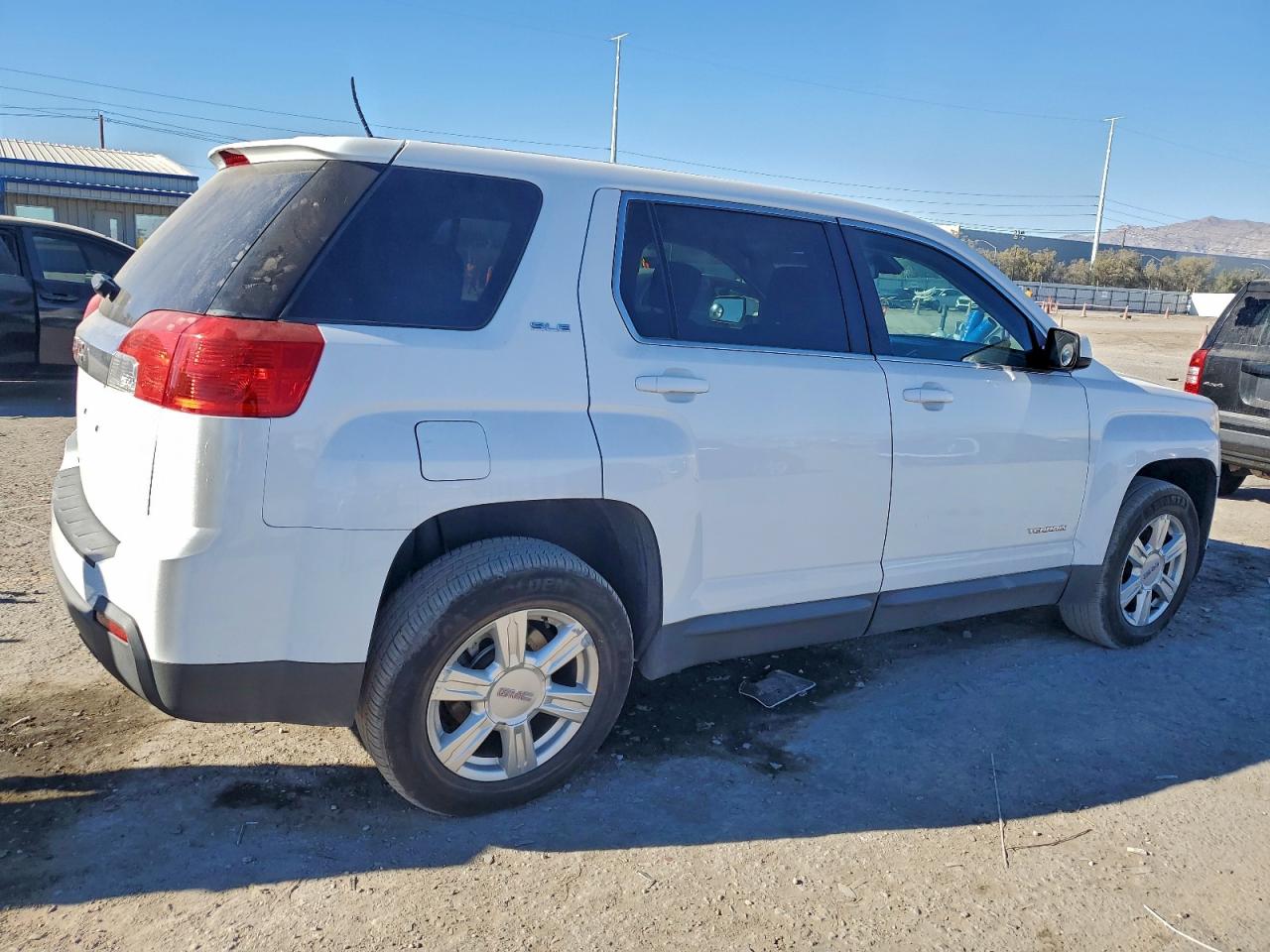 2015 GMC TERRAIN SLE photo 5