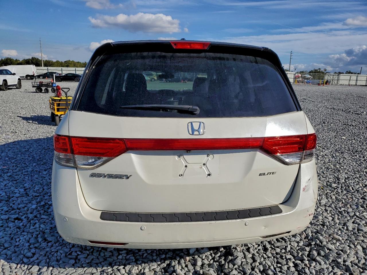 2016 HONDA ODYSSEY TOURING photo 16