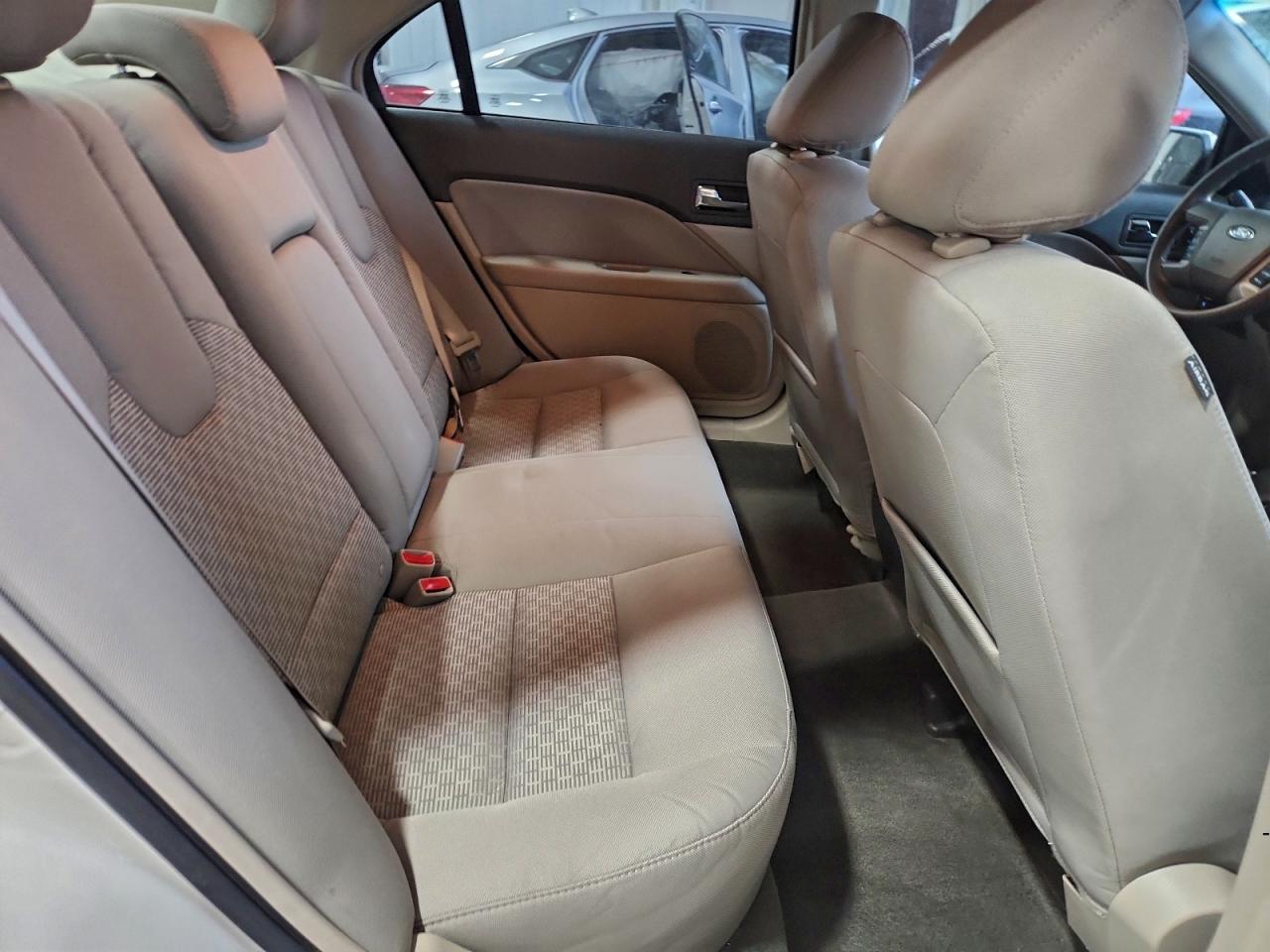2011 FORD FUSION SE photo 10