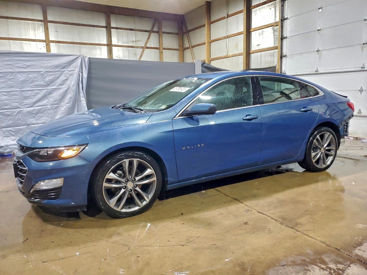 2025 CHEVROLET MALIBU LT — REAR END damage — photo 1