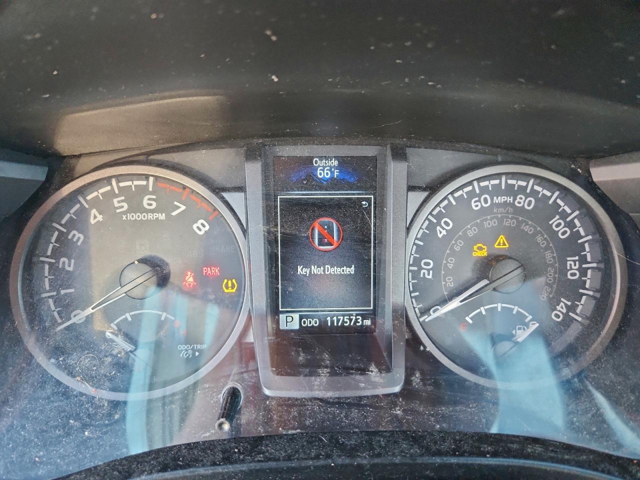 2017 TOYOTA TACOMA DOUBLE CAB photo 9
