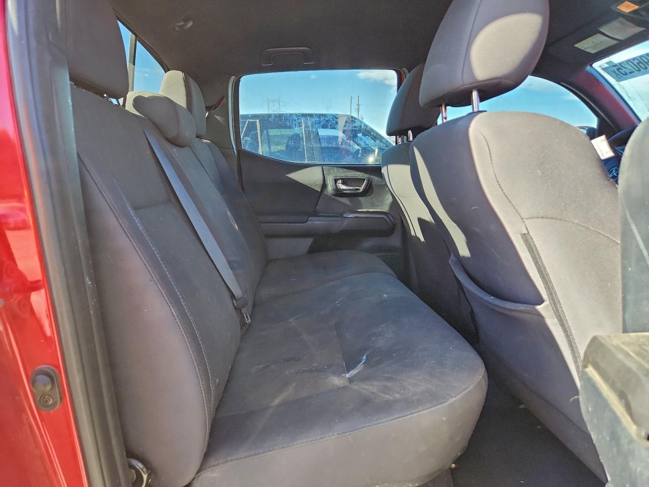 2017 TOYOTA TACOMA DOUBLE CAB photo 10