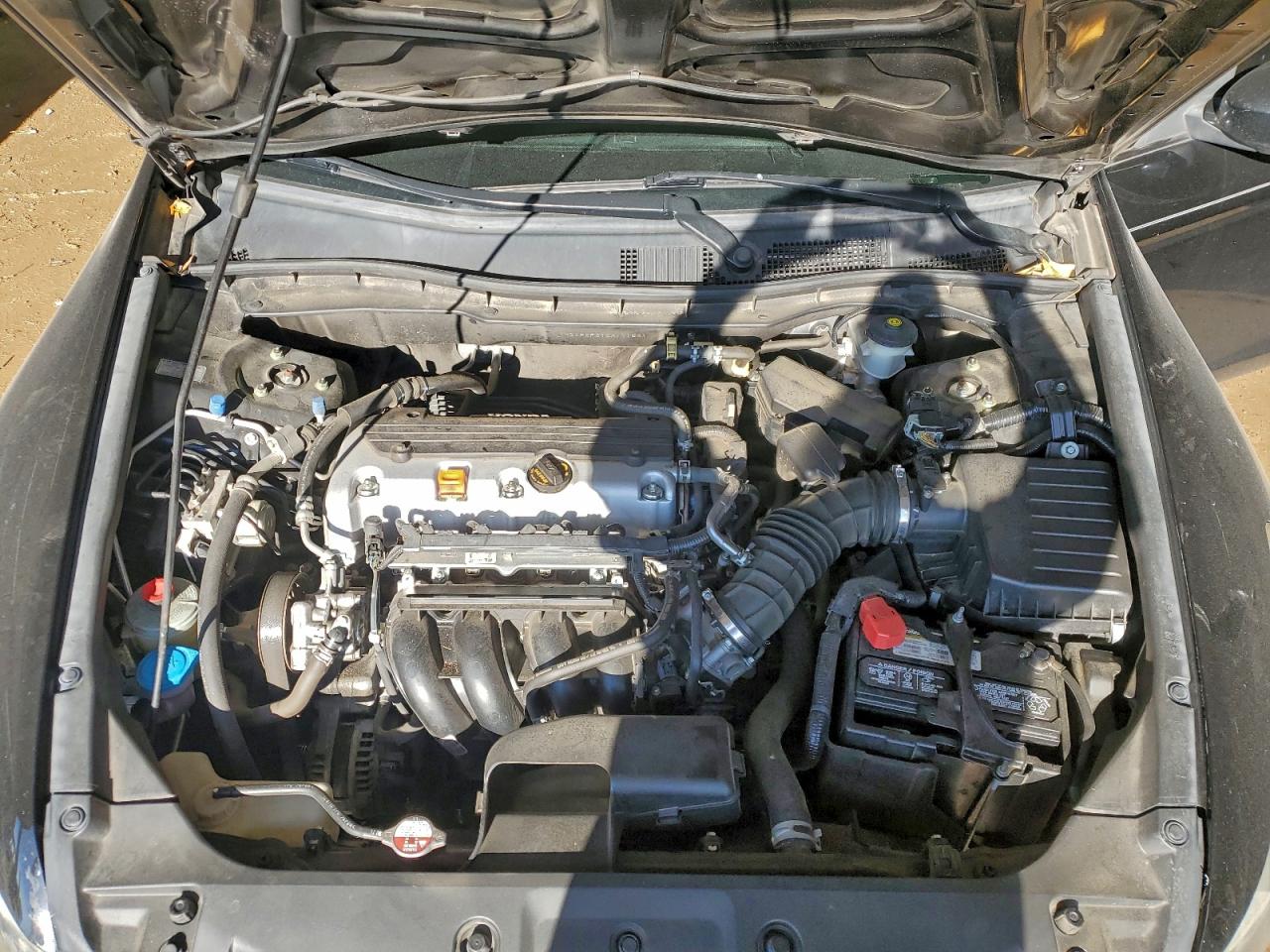 2012 HONDA ACCORD LX photo 21