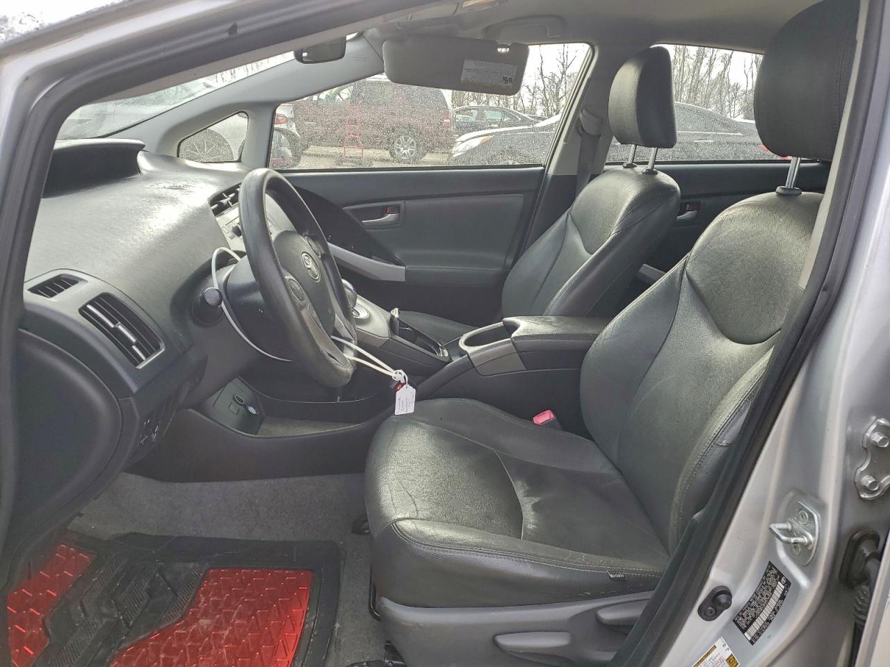 2013 TOYOTA PRIUS photo 7