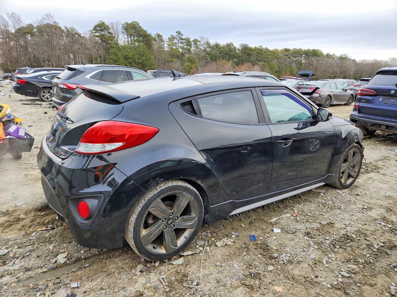 2015 HYUNDAI VELOSTER TURBO photo 3