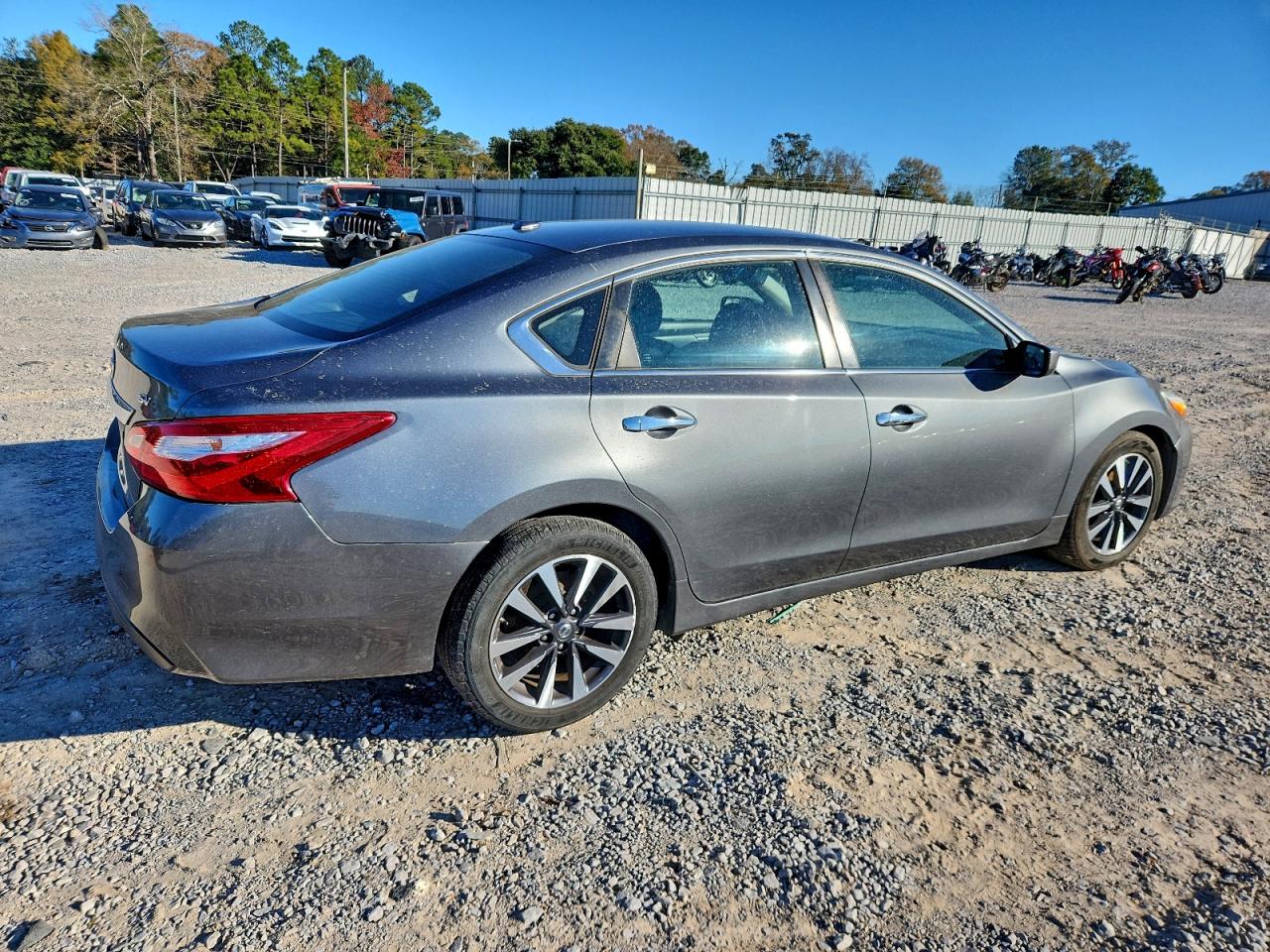 2017 NISSAN ALTIMA 2.5 photo 3