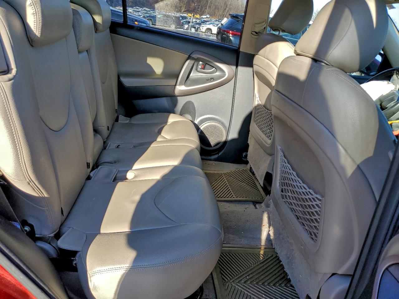 2006 TOYOTA RAV4 LIMITED photo 11