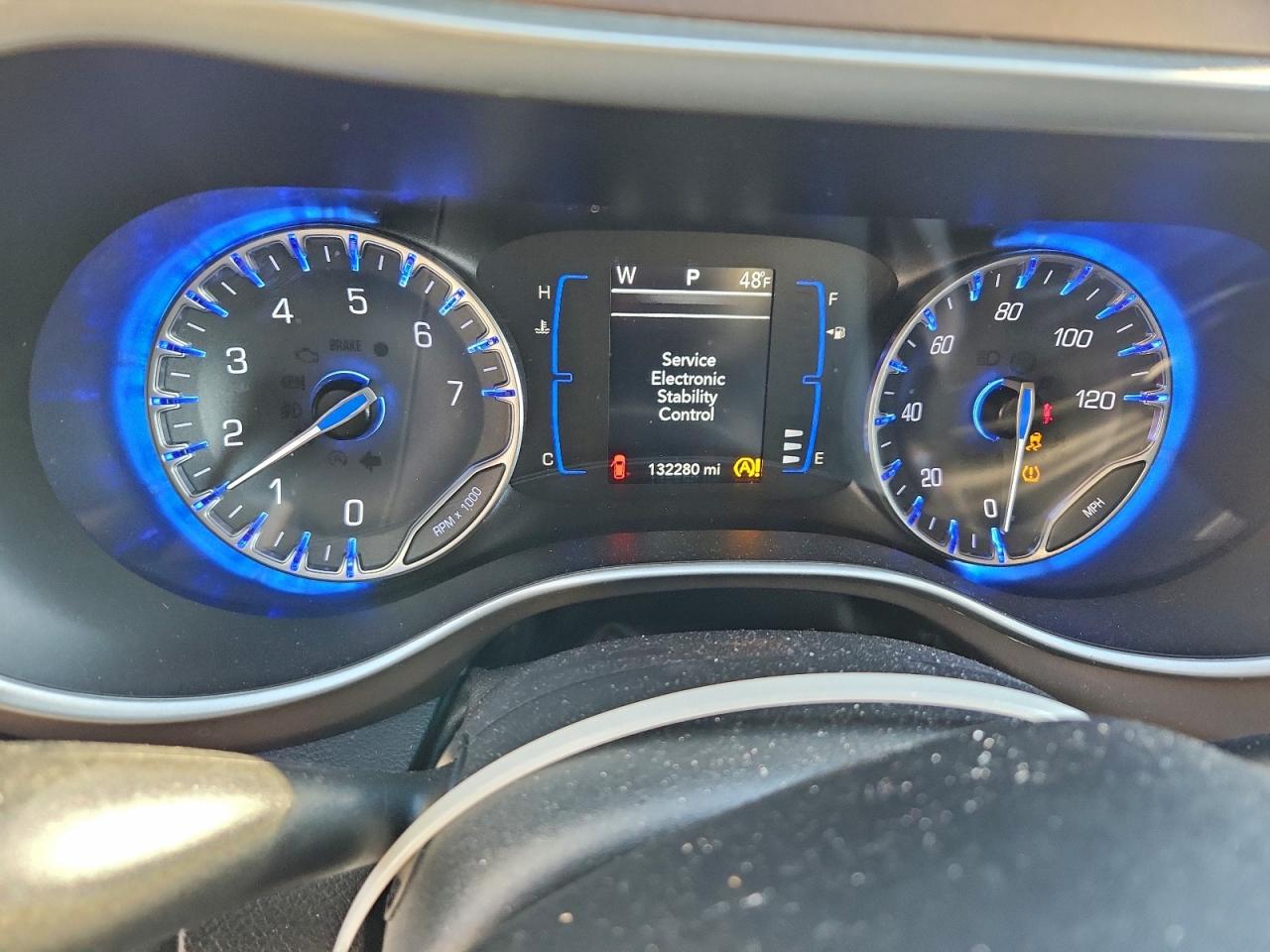 2021 CHRYSLER VOYAGER LXI photo 9