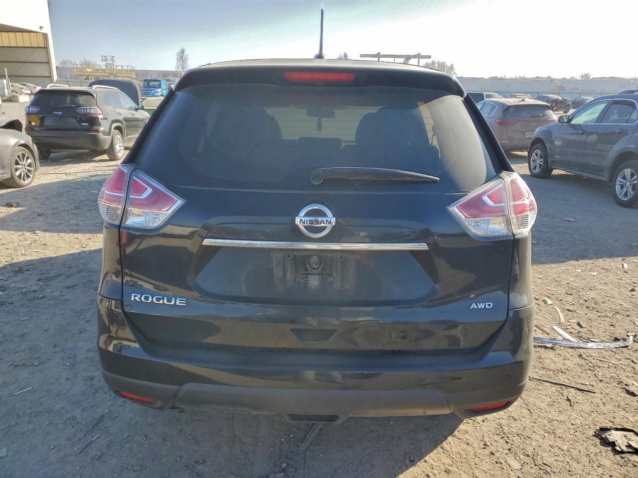 2016 NISSAN ROGUE S photo 11