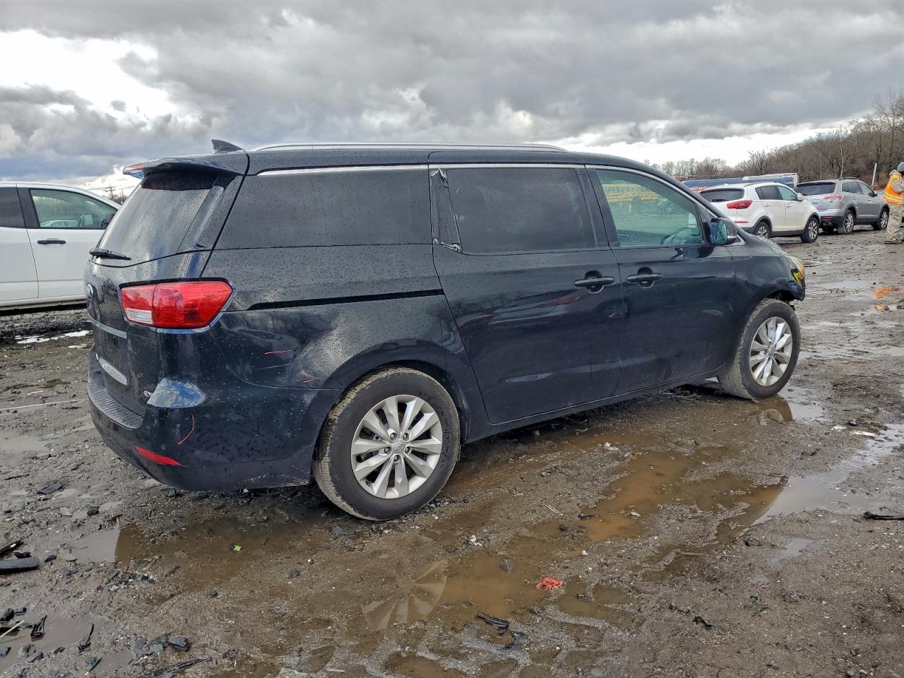 2016 KIA SEDONA EX photo 9
