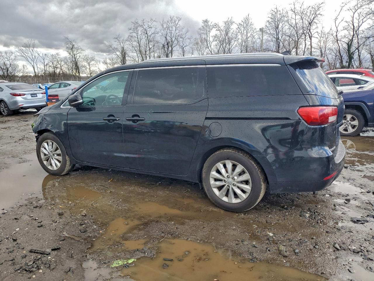 2016 KIA SEDONA EX photo 5
