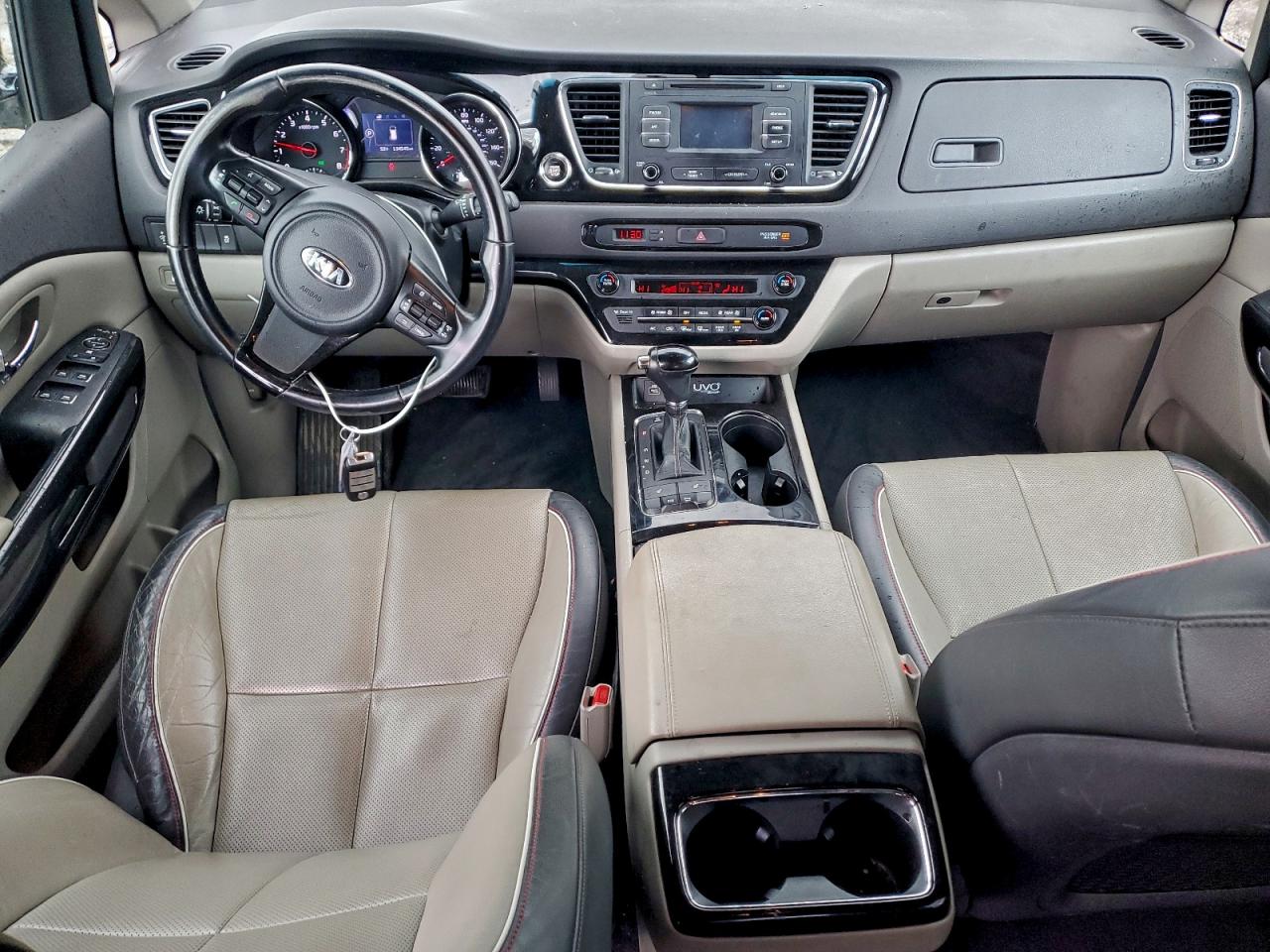 2016 KIA SEDONA EX photo 29