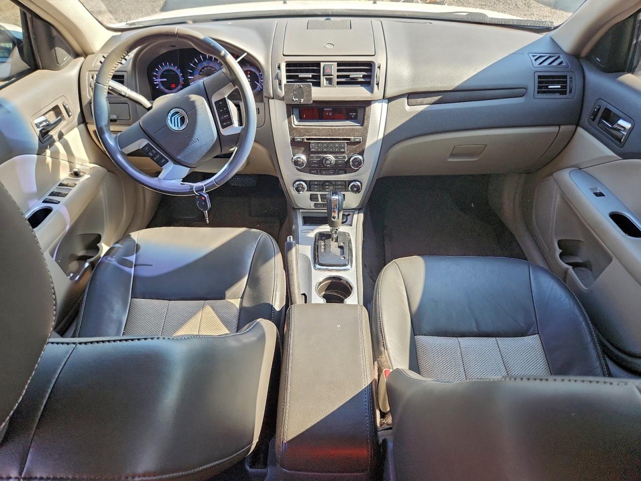2010 MERCURY MILAN PREMIER photo 8