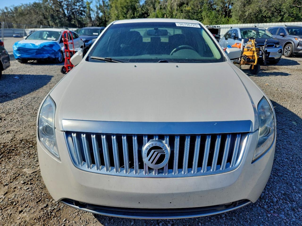 2010 MERCURY MILAN PREMIER photo 5