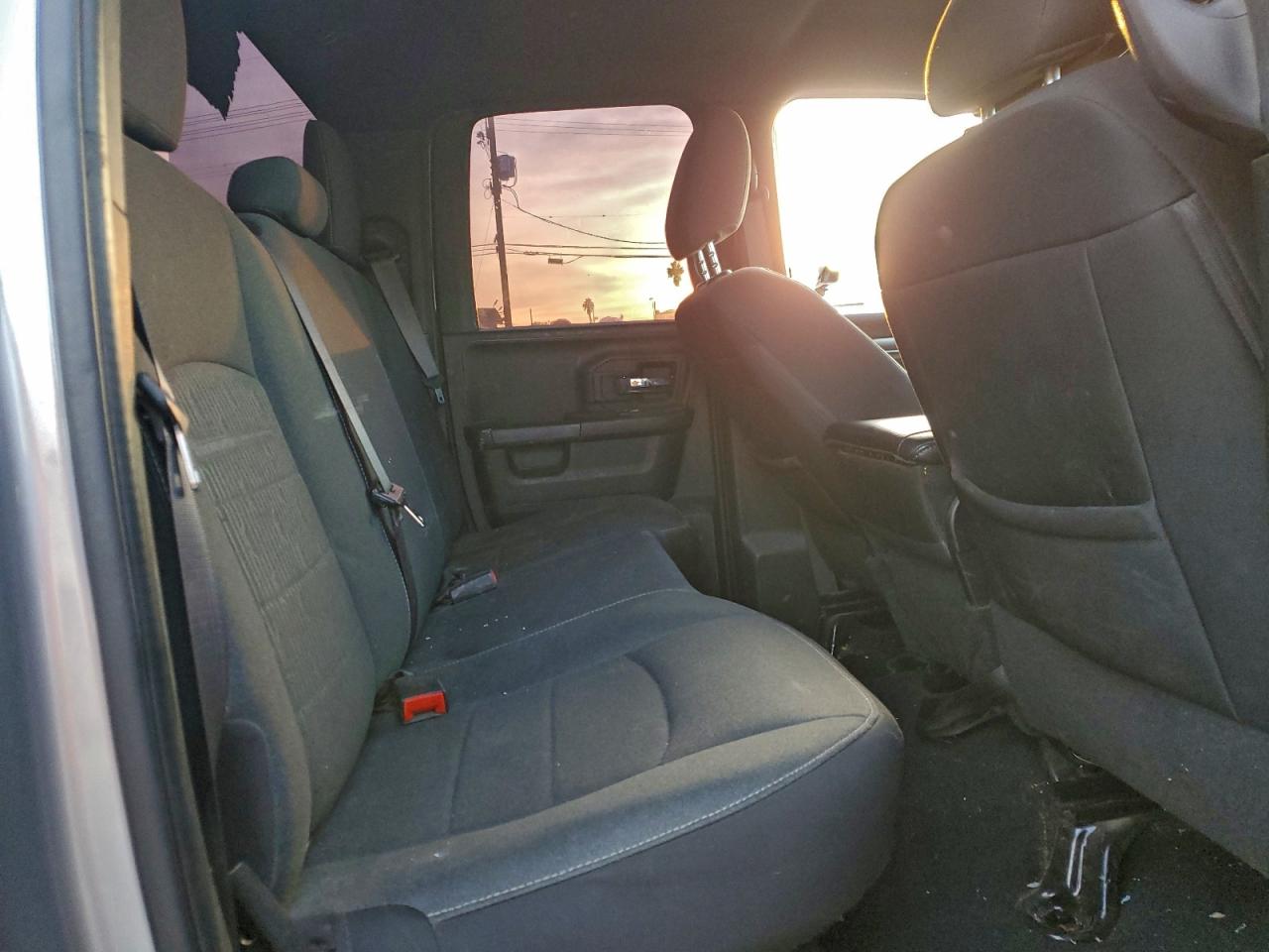 2021 RAM 1500 CLASSIC SLT photo 19