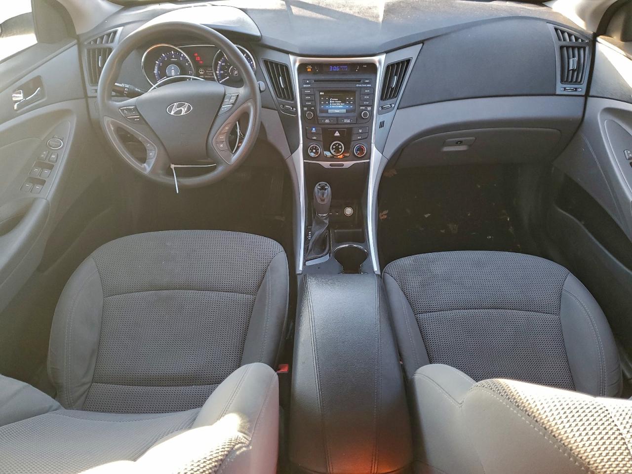 2014 HYUNDAI SONATA GLS photo 15