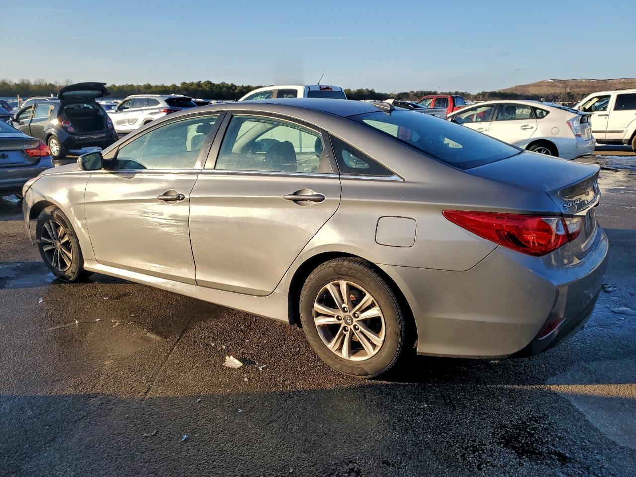 2014 HYUNDAI SONATA GLS photo 3