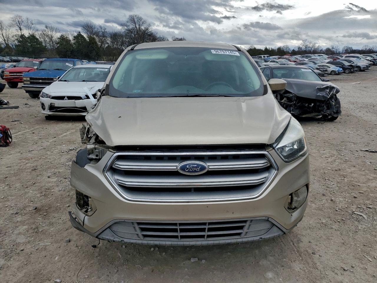 2017 FORD ESCAPE SE photo 5