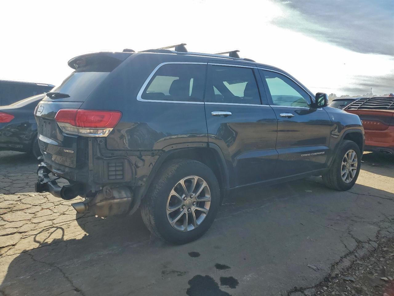 2015 JEEP GRAND CHEROKEE LIMITED photo 3