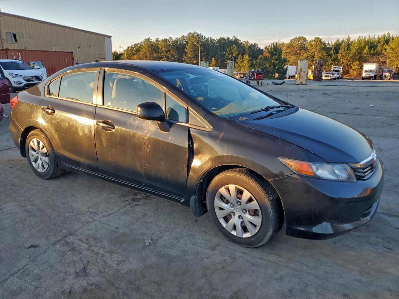 2012 HONDA CIVIC LX photo 4