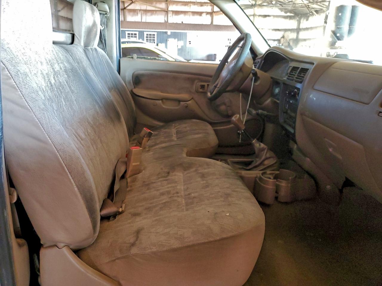 2001 TOYOTA TACOMA photo 10