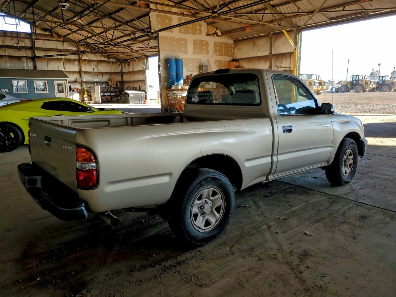 2001 TOYOTA TACOMA photo 3