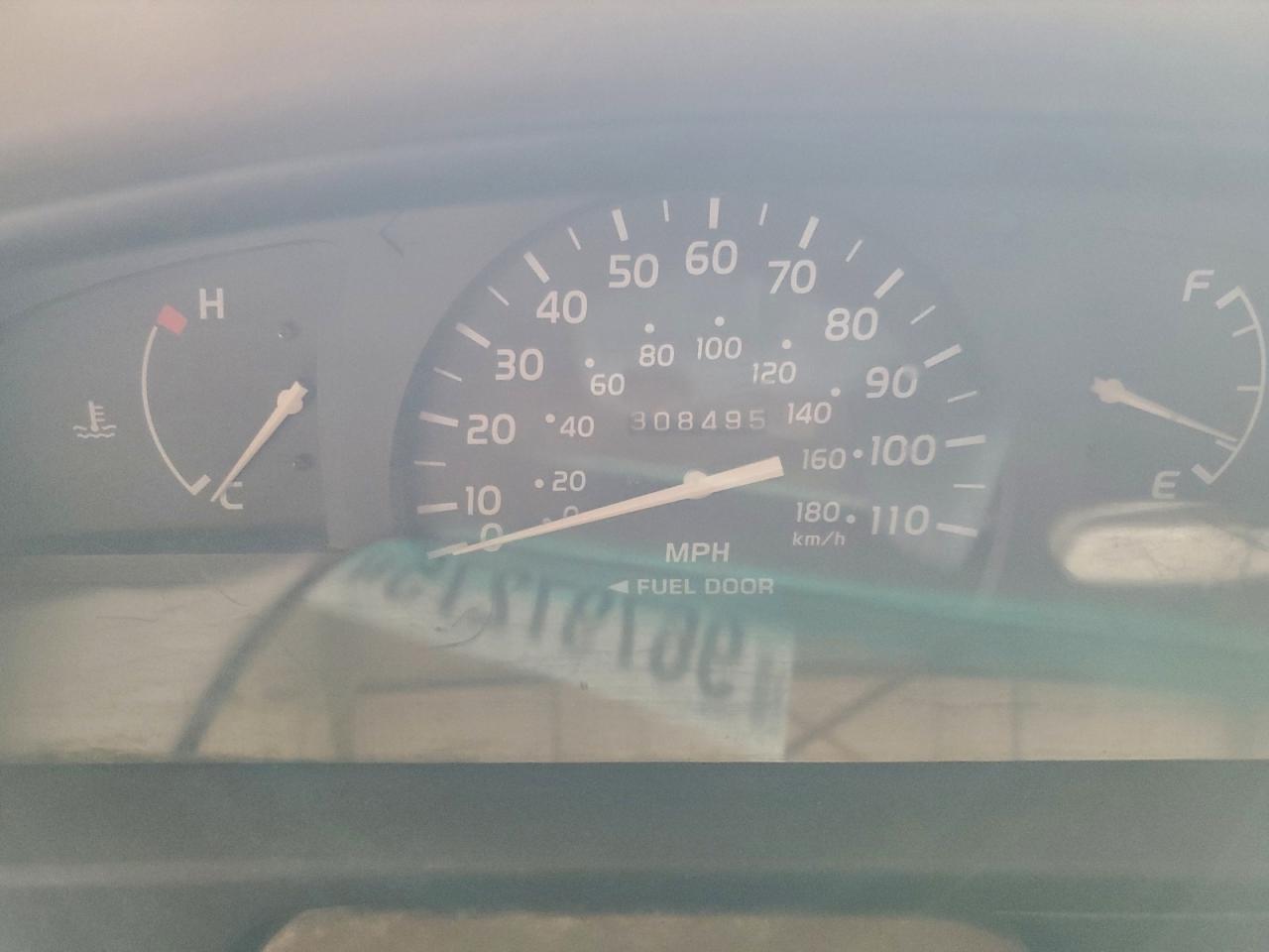 2001 TOYOTA TACOMA photo 9