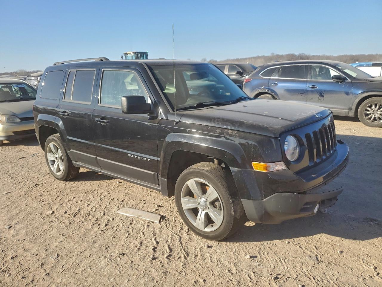 2015 JEEP PATRIOT LATITUDE photo 4