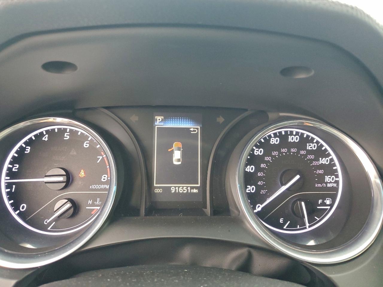2018 TOYOTA CAMRY SE photo 9