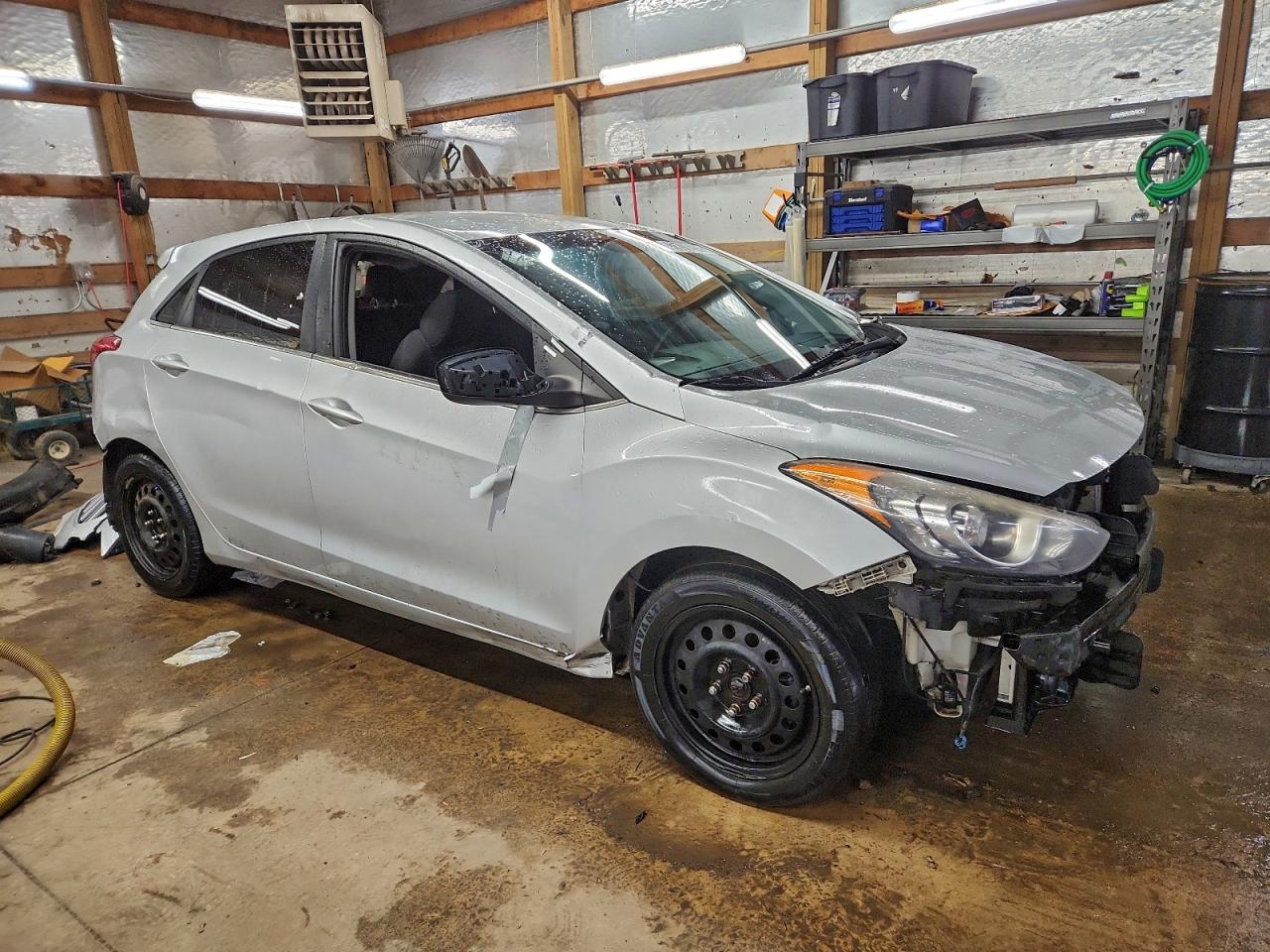 2016 HYUNDAI ELANTRA GT BASE photo 4