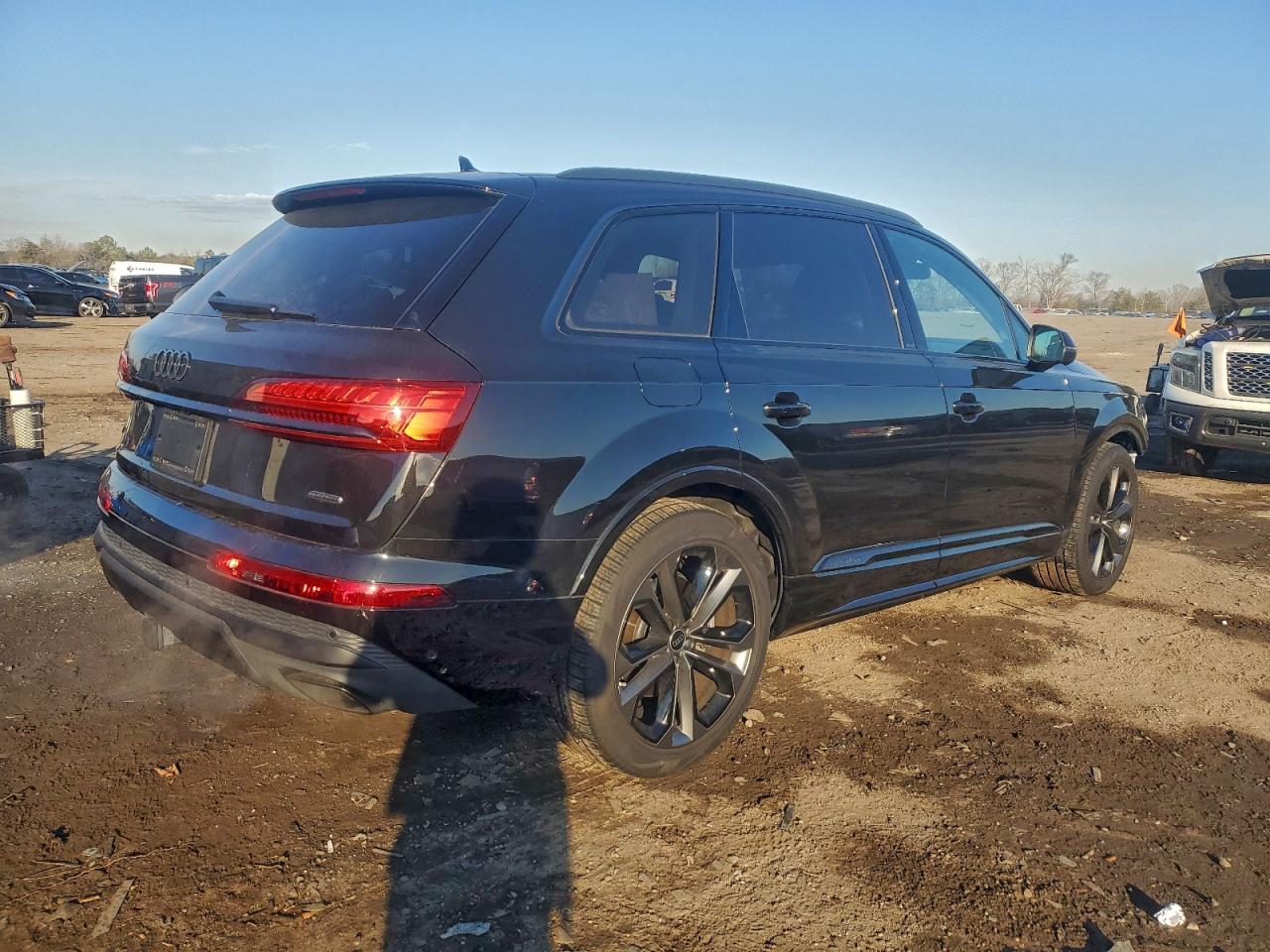 2025 AUDI Q7 PREMIUM PLUS photo 3