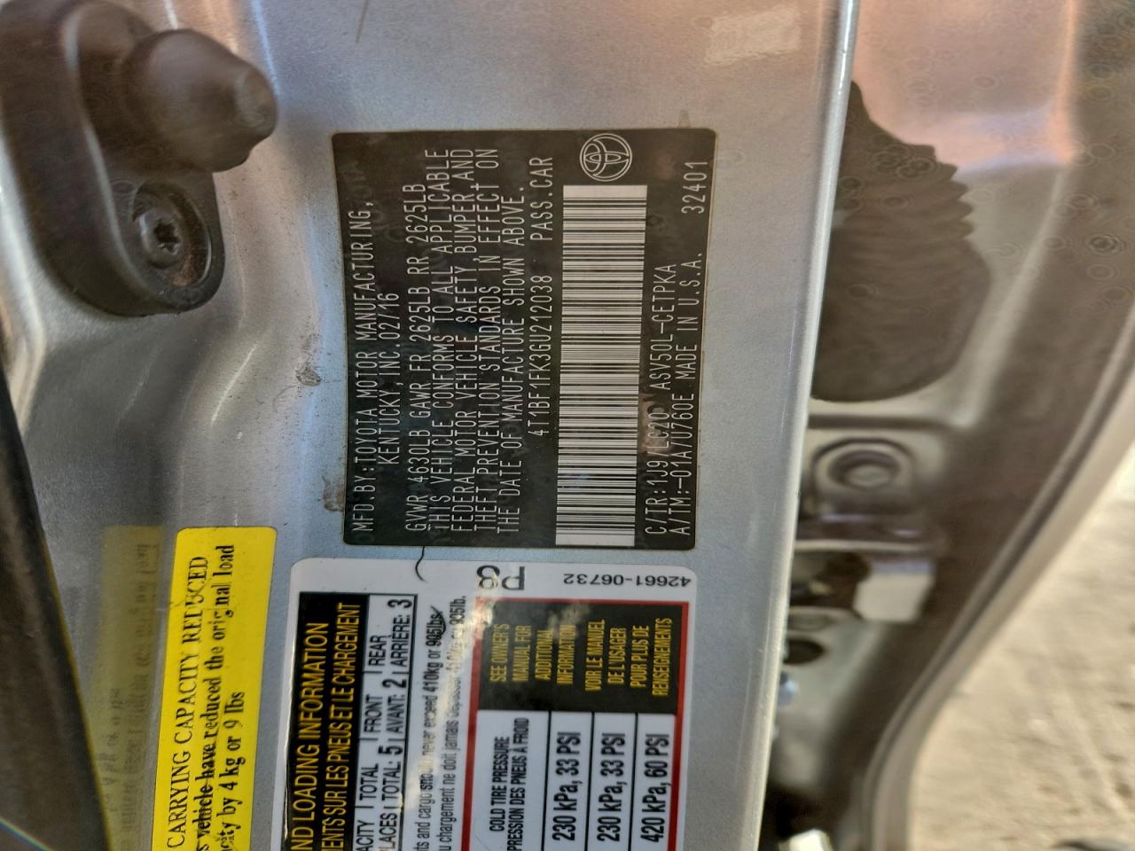 2016 TOYOTA CAMRY LE photo 13