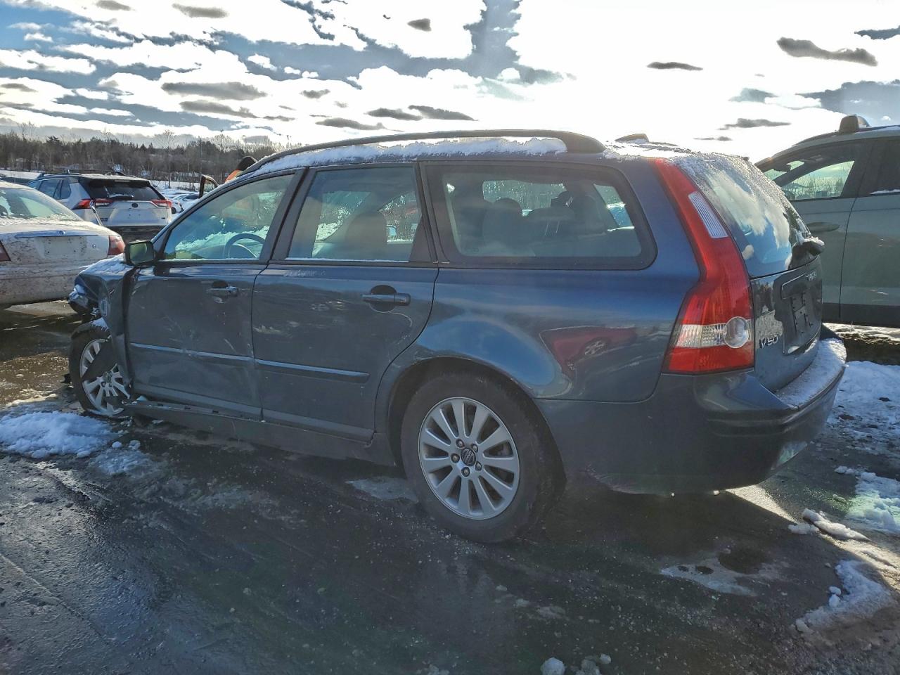 2005 VOLVO V50 2.4I photo 2