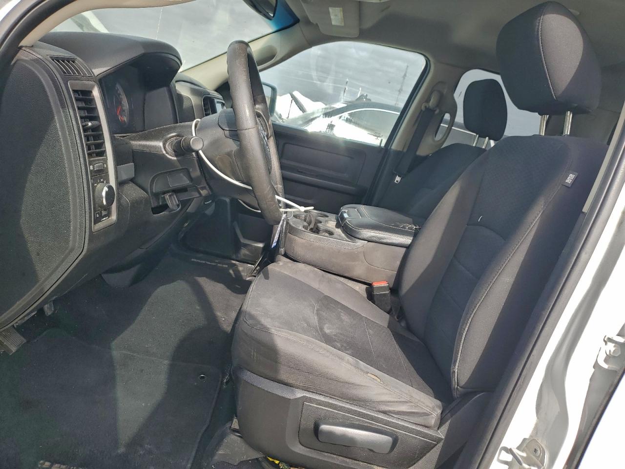 2019 RAM 1500 CLASSIC TRADESMAN photo 7