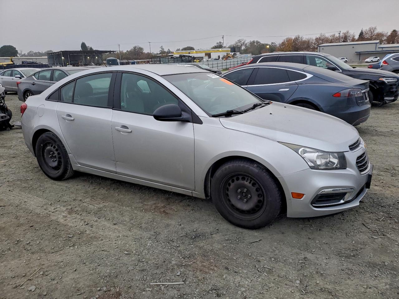 2015 CHEVROLET CRUZE LS photo 4