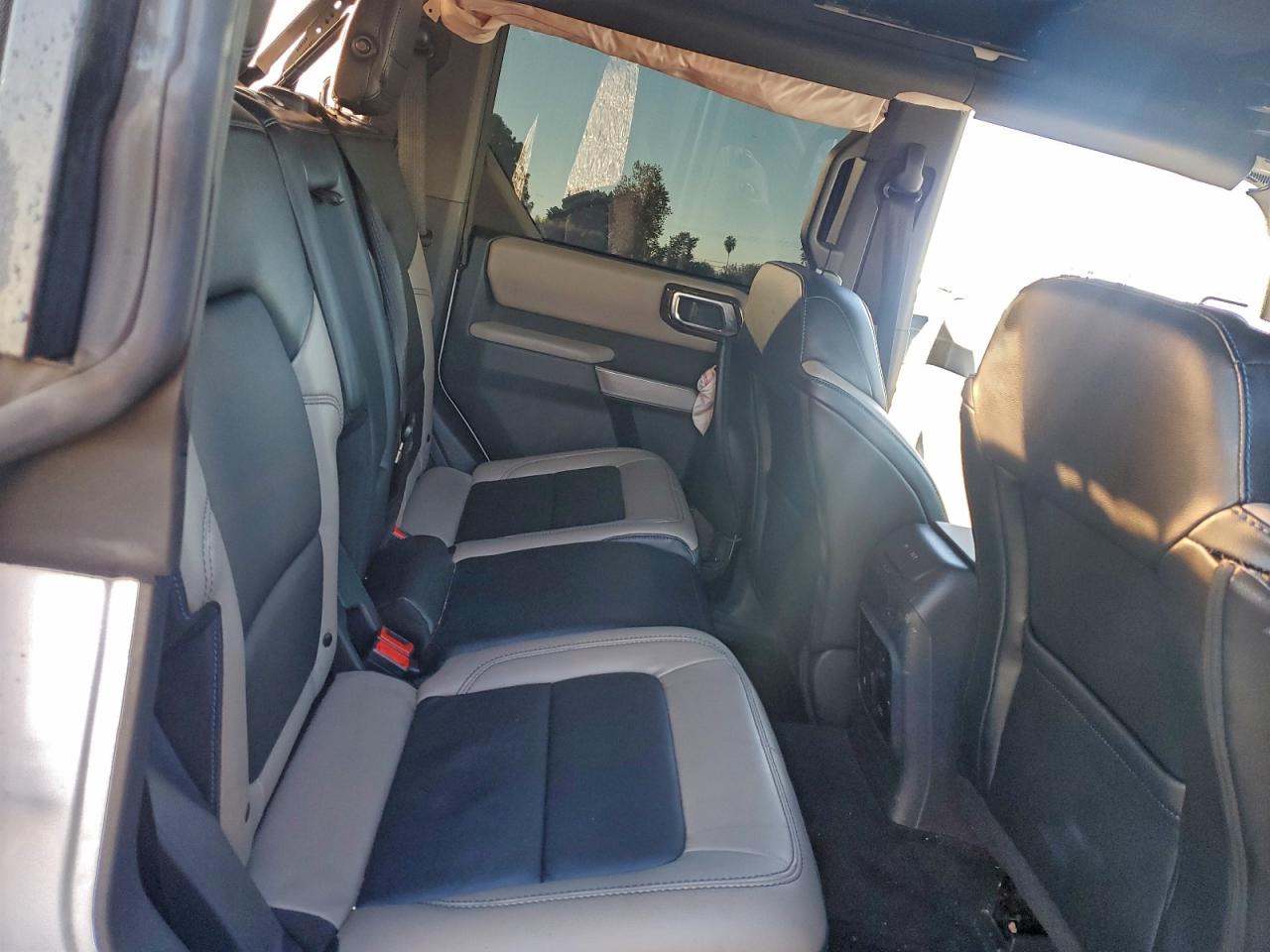 2022 FORD BRONCO BASE photo 10