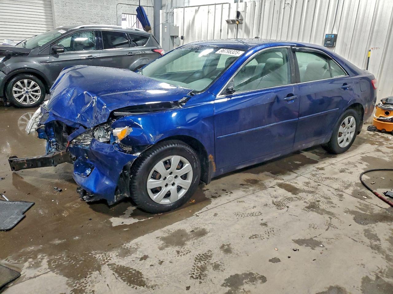 2011 TOYOTA CAMRY
