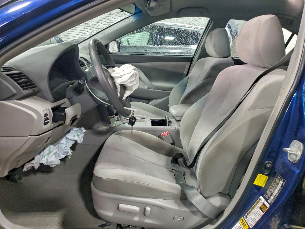 2011 TOYOTA CAMRY BASE photo 7