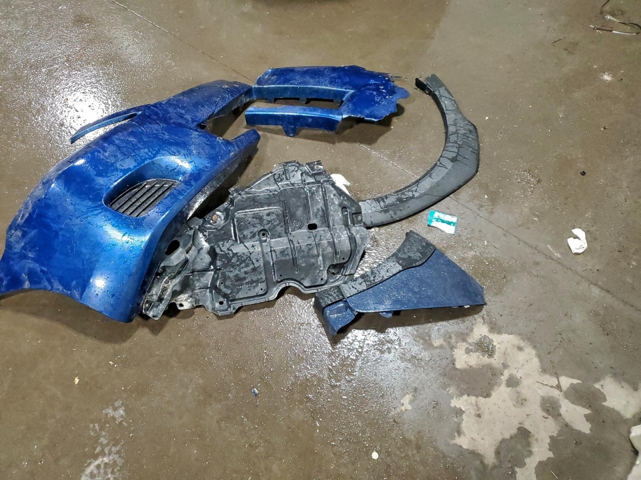2011 TOYOTA CAMRY BASE photo 12