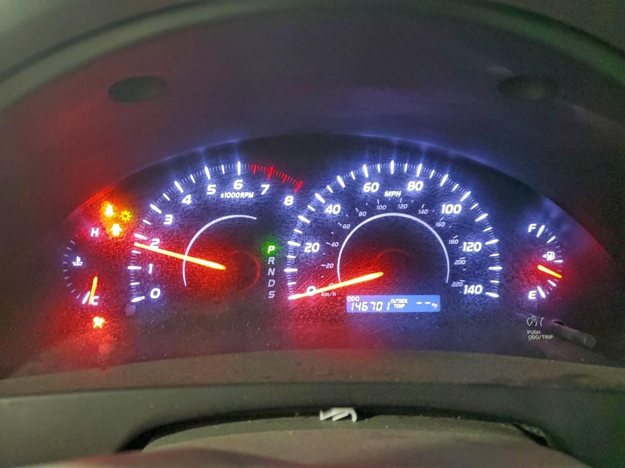 2011 TOYOTA CAMRY BASE photo 9